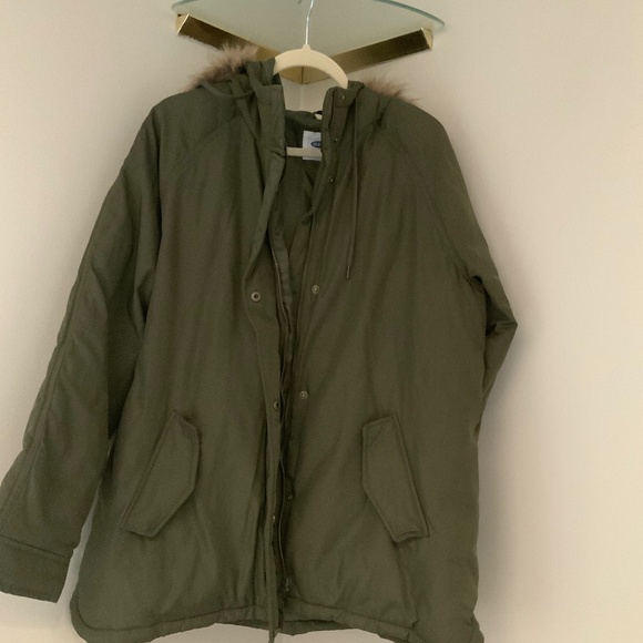 Women’s Sz XL Faux Fur Hooded Parka Old Navy - Picture 3 of 7